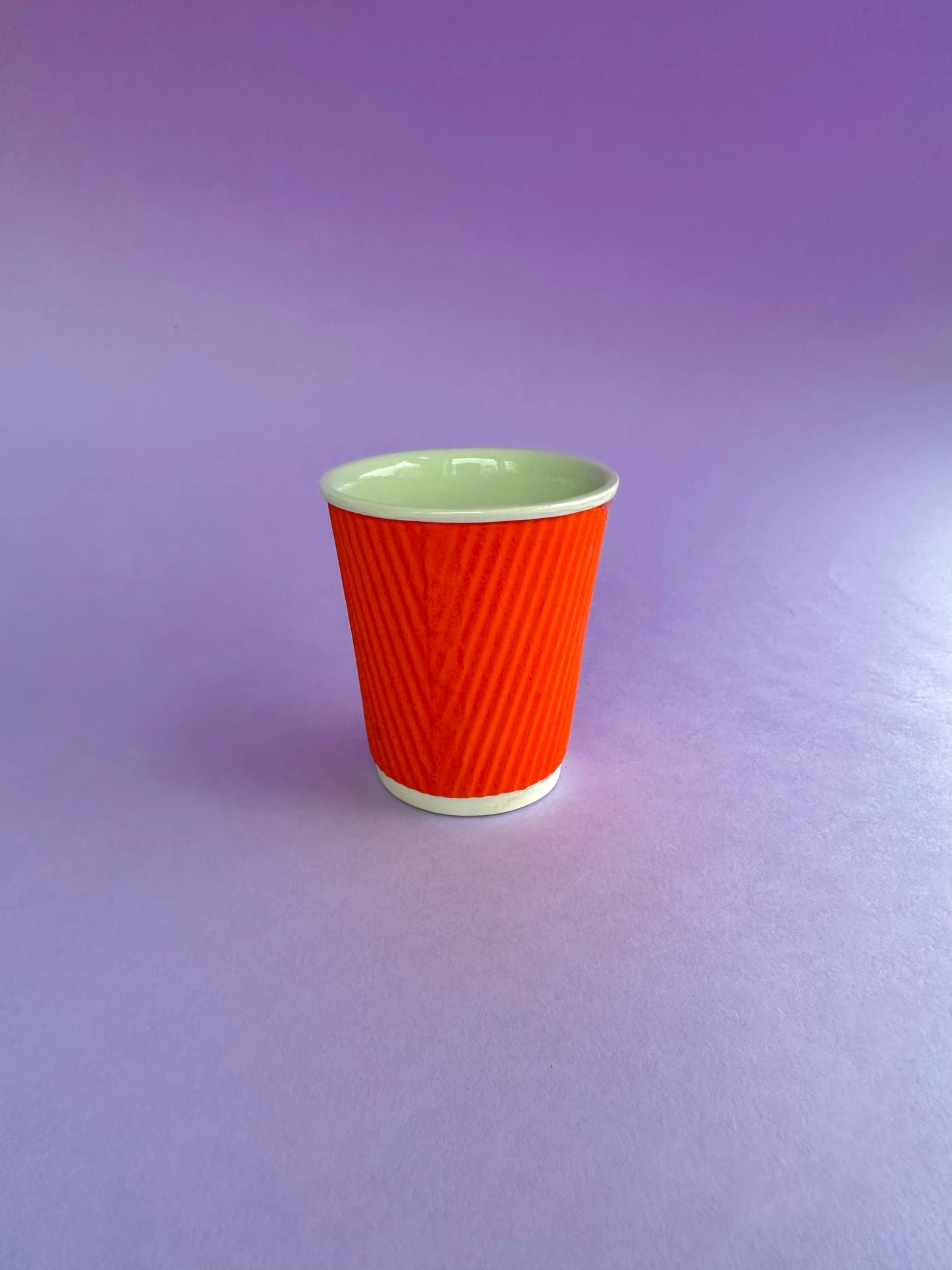 Petit gobelet en porcelaine, vue 6