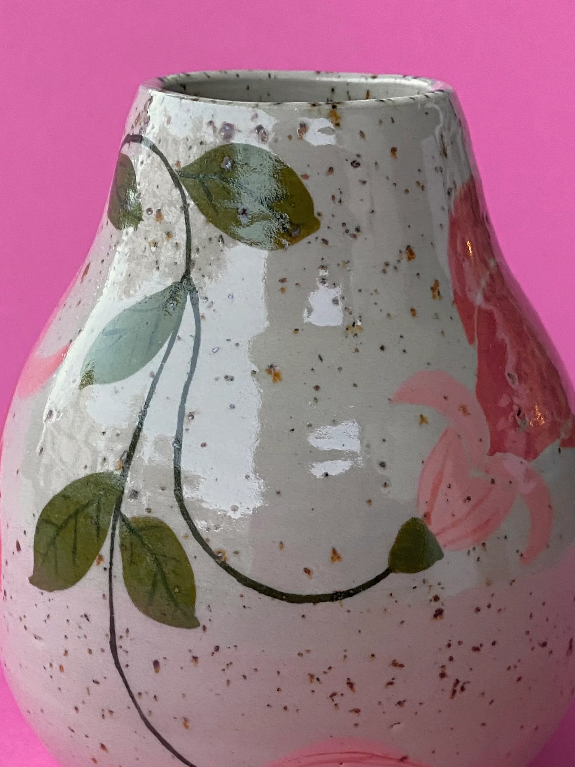 Vase pyrite aux fleurs, vue 4